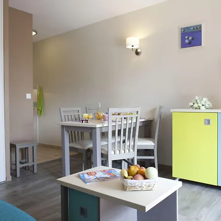 מלון דירות Pierre & Eguzki