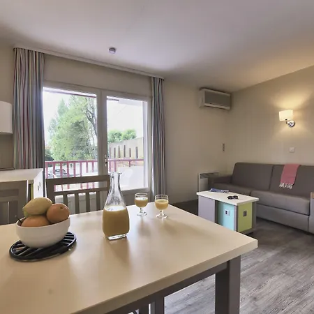 Appart hôtel Résidence Pierre&vacances Eguzki 3*
