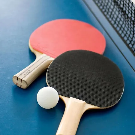 Pierre & Eguzki מלון דירות 3*