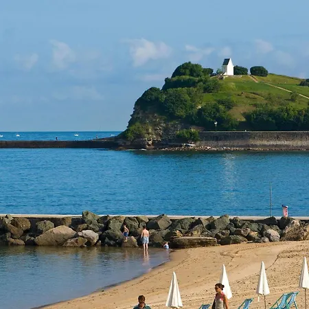 מלון דירות Pierre & Eguzki 3*